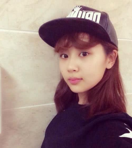 杨紫回应爆料视频全集,澄清事实，展现真实自我